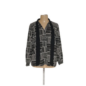 Eloquii Black and White Geometric Top